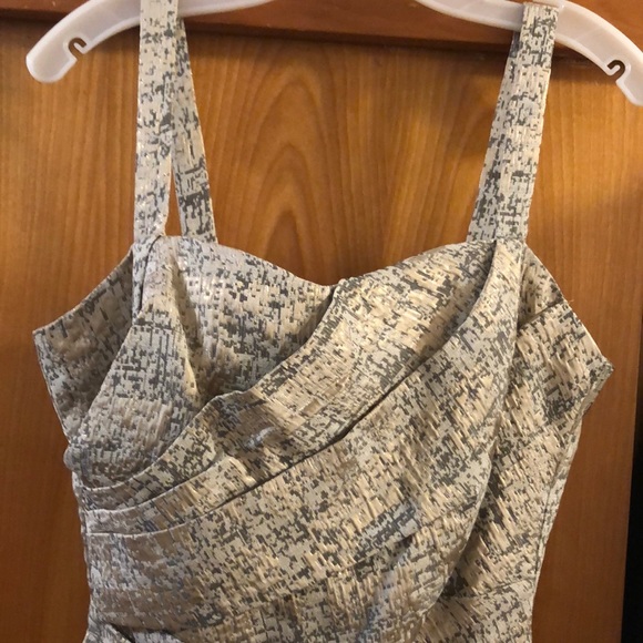 Classic business casual dress. - Picture 1 of 5